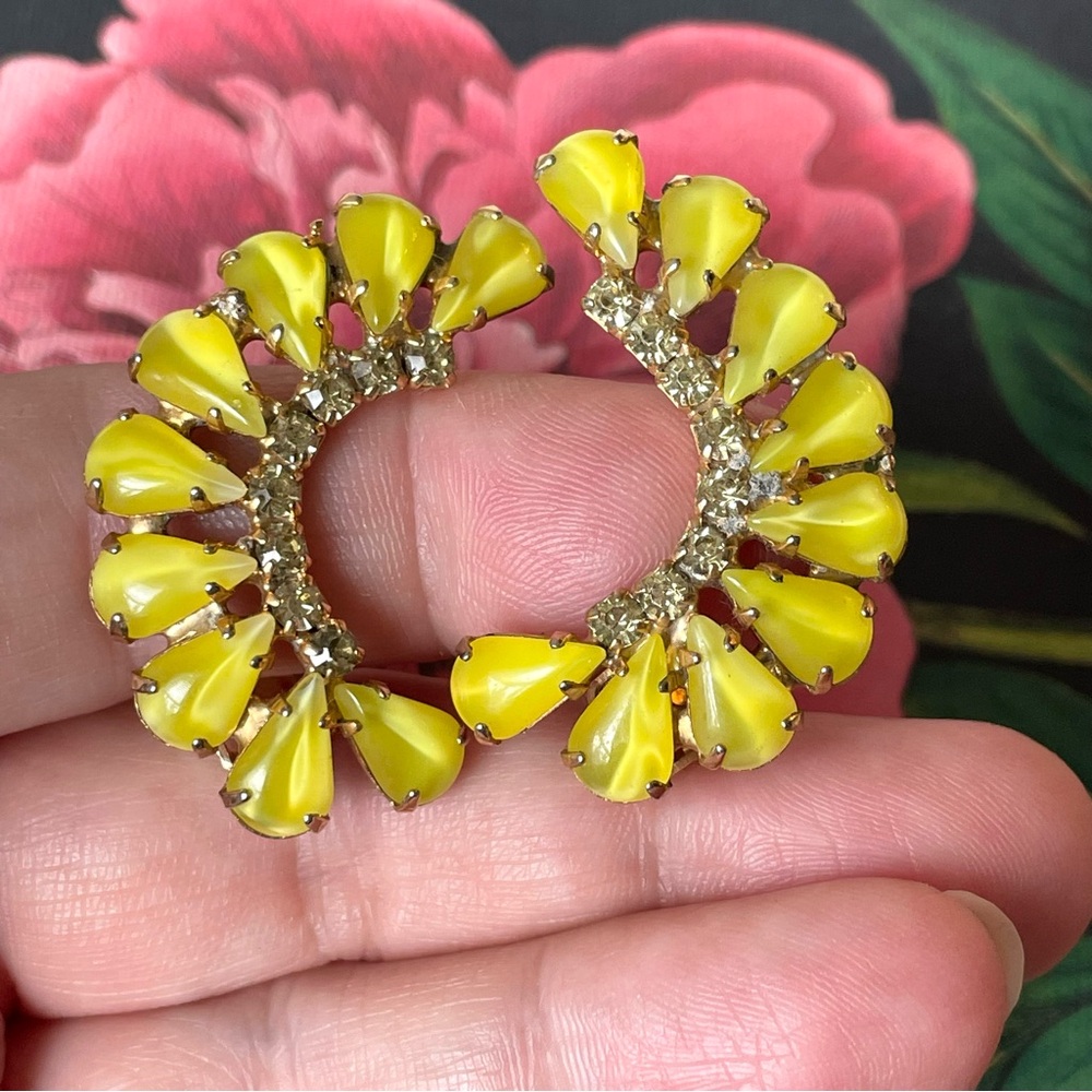 Vintage translucent citrus lucite? teardrop & rhinestone climber clip earrings